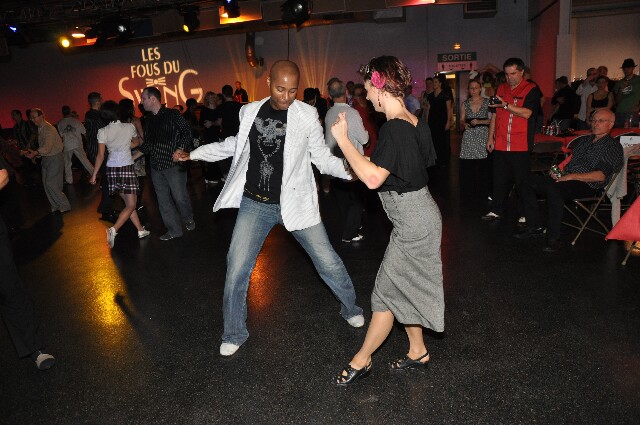 min 2008 11 08 fous swing 384